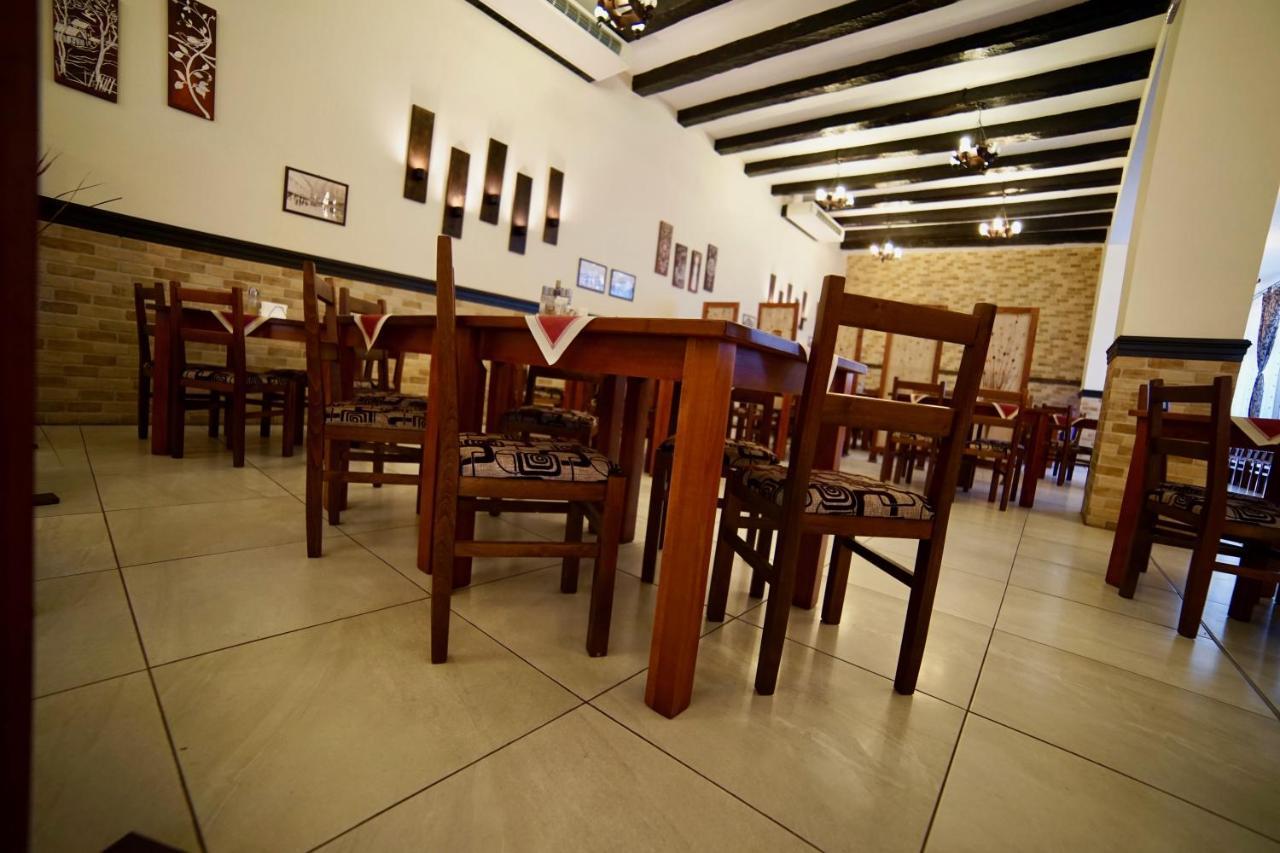 Pensiunea Rustic Hunedoara Esterno foto